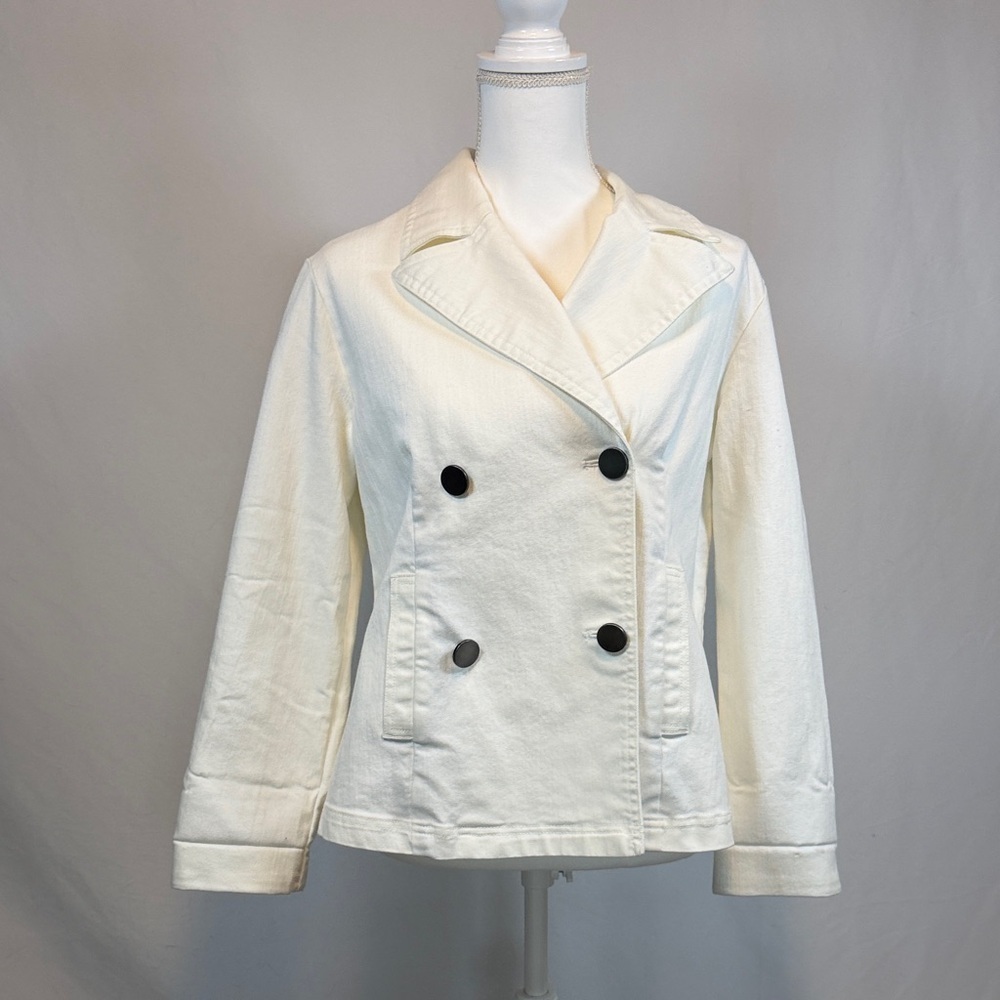 Women's Double-Breasted White Jacket With Pockets and Silver Buttons Size 8 - Picture 13 of 13